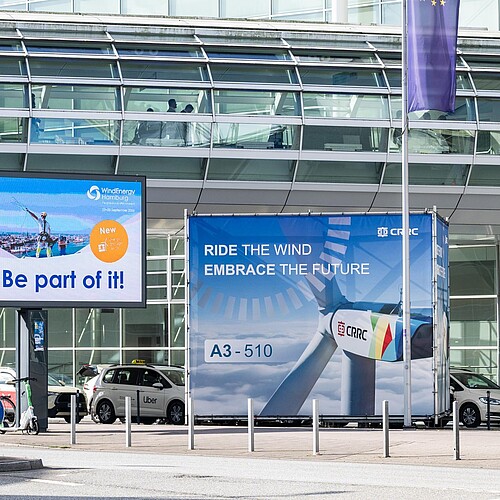 WindEnergy Hamburg | Skywalk and advertisements at Central Entrance WindEnergy Hamburg | Skywalk and advertisements at Central Entrance